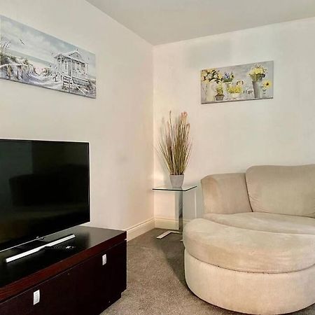No12-Luxe Living Guest Apartment- 1 Bed-Garden-Private Parking-Wifi-Beach-City Суонси Экстерьер фото